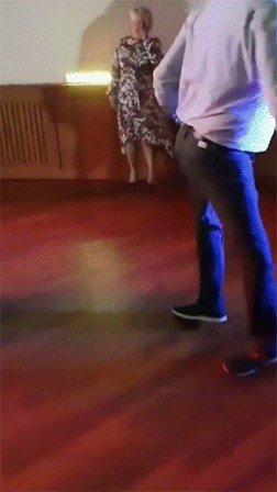 moon walk danse arrière.gif