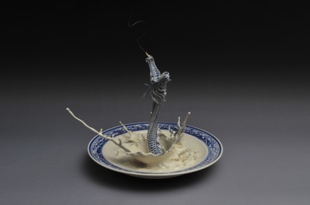 Johnson Tsang sculpture céramique tempête dans l'assiette 2.jpg, févr. 2024