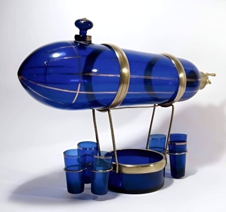 Zeppelin Cobalt Blue Glass Decanter Shaker Set 1920's. alcool décollage imminent