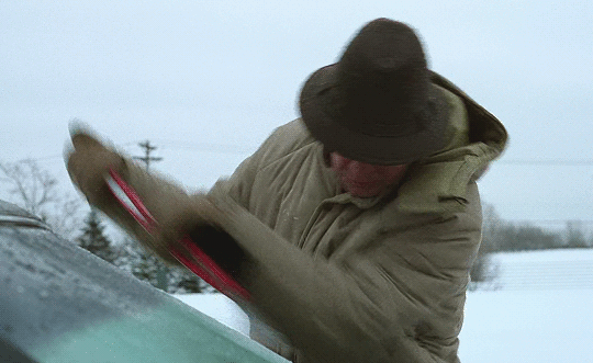 Fargo William H. Macy hiver pare-brise glacé alors on gratte