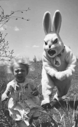 Pâques le lapin en chocolat qui ne voulait pas être croqué