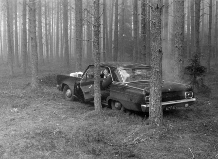 From the book “How to Look Natural In Photos” © Beata Bartecka and Łukasz Rusznica A curated collection of photos from the archive of the Polish secret police des journées entières en forêt