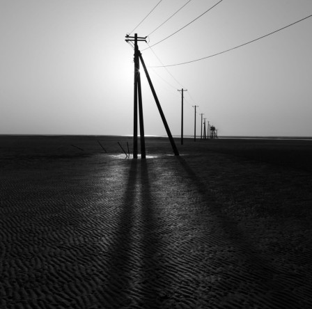 G.B. Smith. Kuzuma Beach, Chiba, Japan transition énergétique le tournant électrique