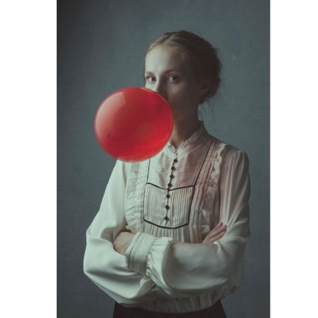 Natalia Samoilova Girl with a red balloon l'invention du malabar