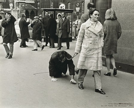 Valie Export &amp;amp; Peter Weibel «From the Underdog File», 1969 couple la promenade du dimanche